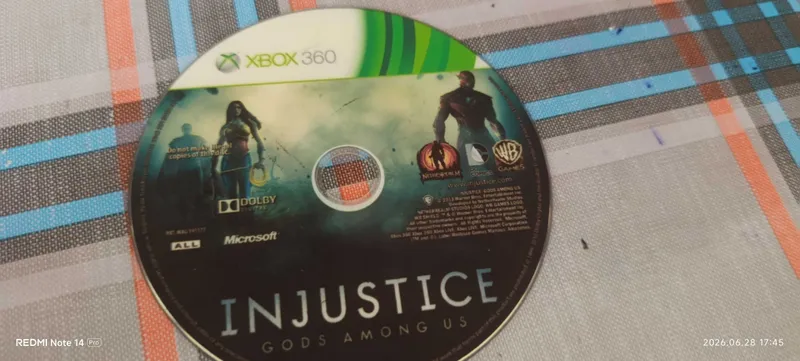 Диск Injustice: Gods Among Us для Xbox 360 (Лицензия) — фото 1
