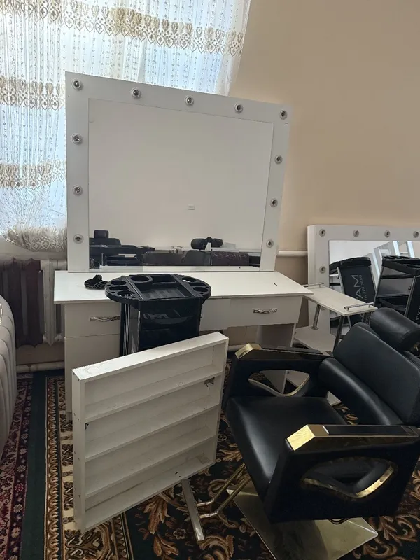 Мебель для женского салона красоты
