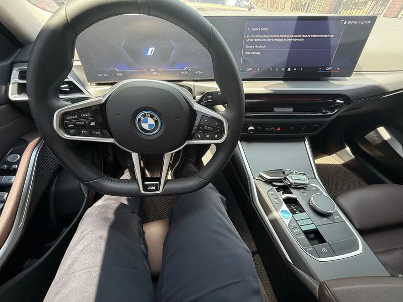 BMW I3 eDrive35L 2025 6