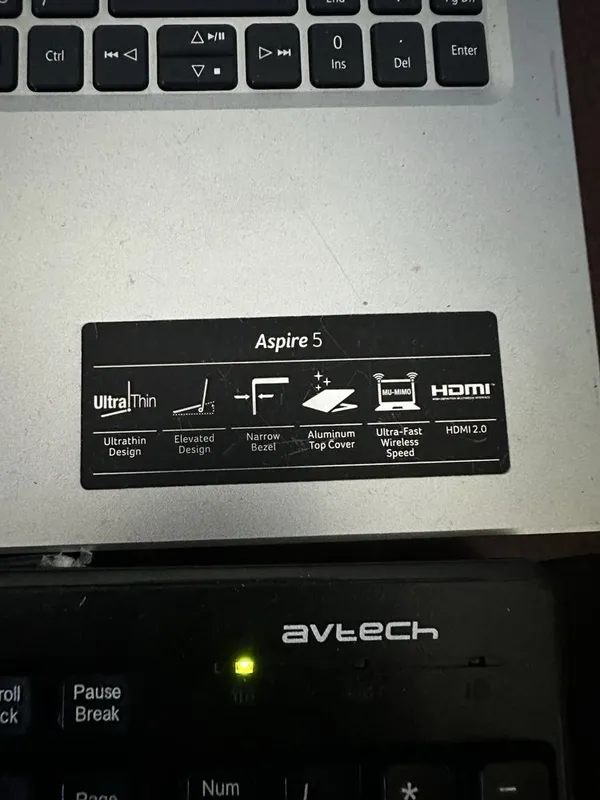 Noutbook Acer Aspire 5 — фото 2