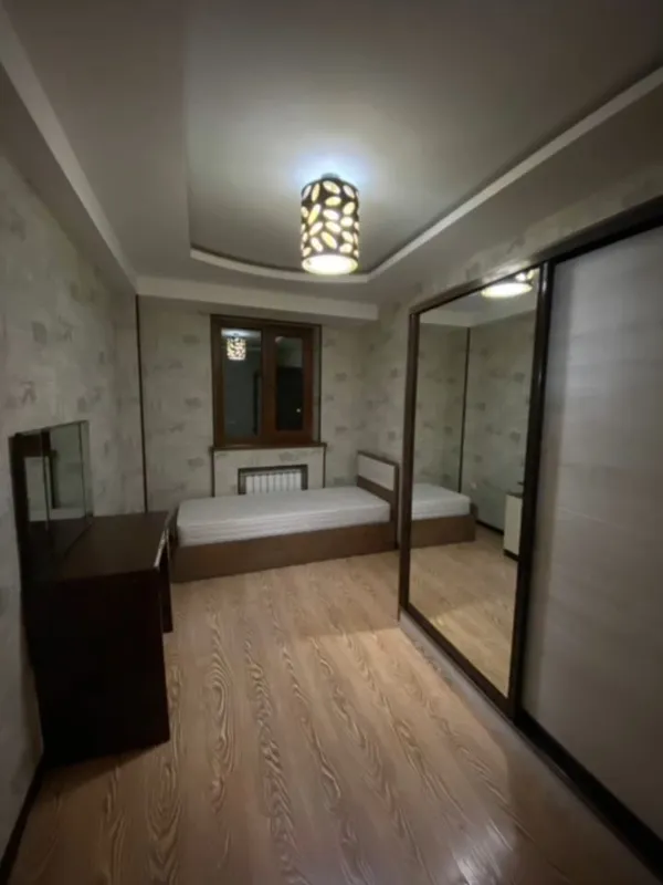 Сдаю евролюкс 4/4/12 метроКосмонавтов 100м² — фото 1