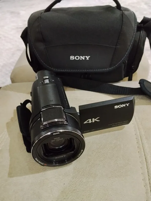 Видеокамера Sony