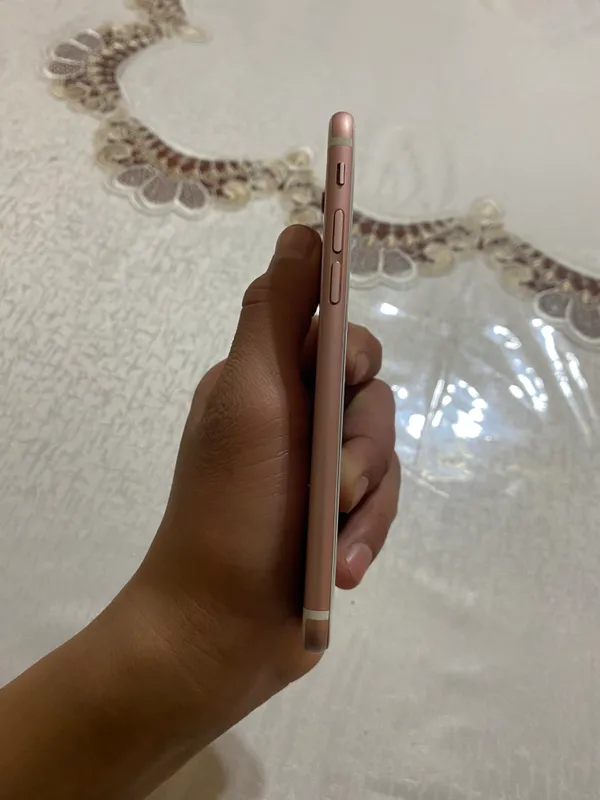 iPhone6s 4