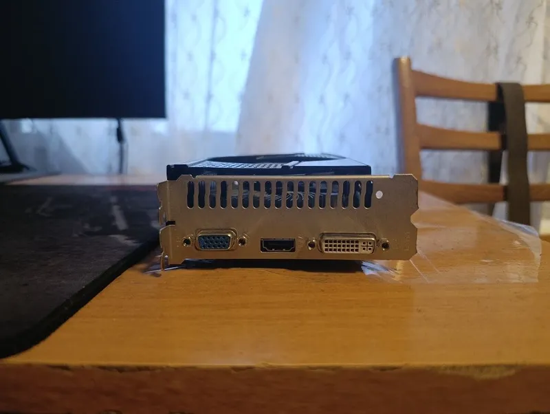 Geforce GTX 550 ti видеокарта — фото 3