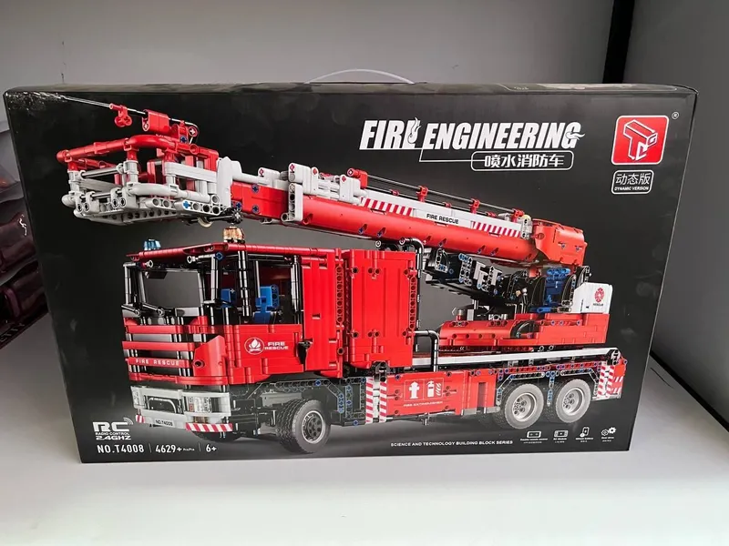 Конструктор Technic радиоуправлении 4 Конструктор Technic радиоуправлении 4