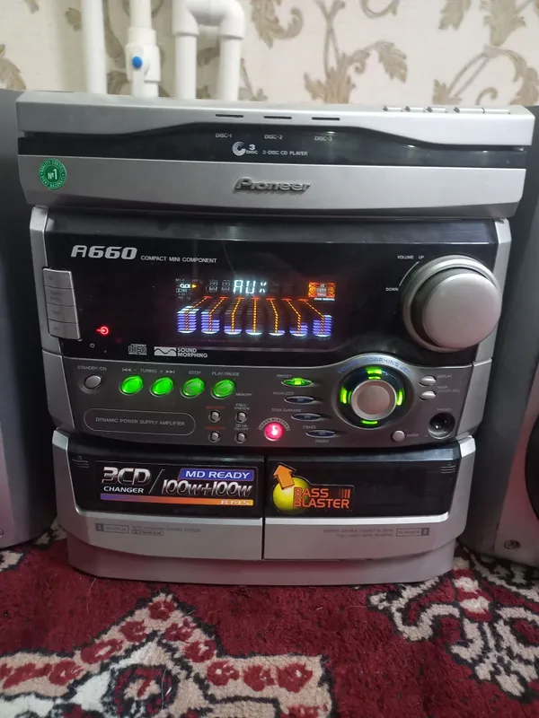 Muzikalniy sentr Pioneer 4 Muzikalniy sentr Pioneer 4