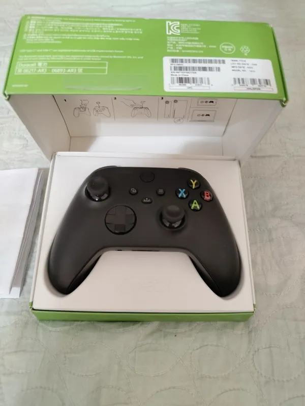 XBOX Series Контроллер / Геймпад 1 XBOX Series Контроллер / Геймпад 1