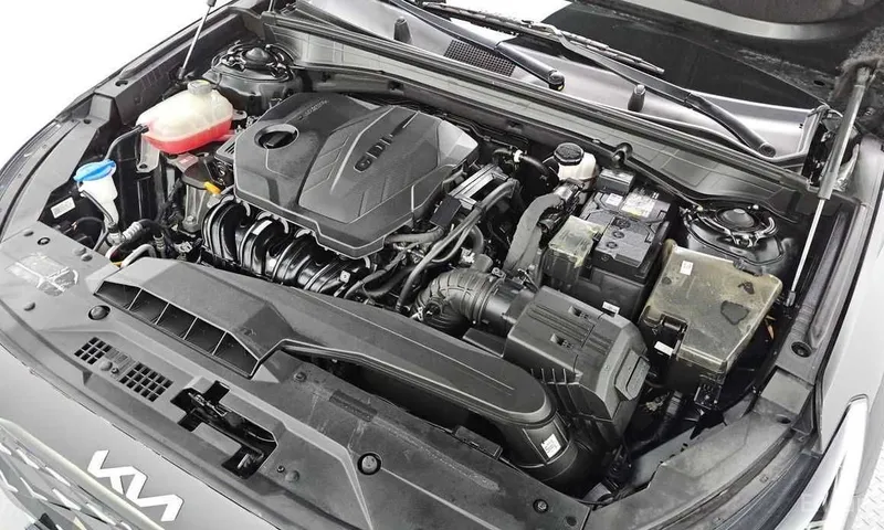 Kia K8 2.5 Gasoline 2WD Noblesse 3 Kia K8 2.5 Gasoline 2WD Noblesse 3