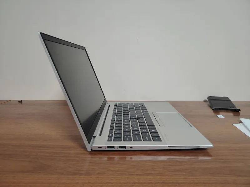 HP EliteBook 845 G8 1