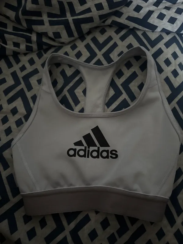 Topic Adidas маленький размер S XS