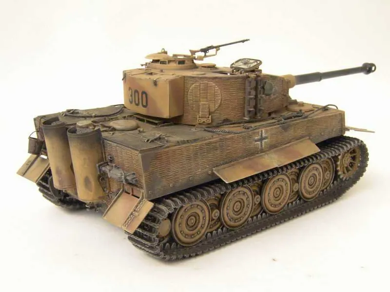 Сборная модель немецкого танка Т-VI TIGER 1 ausf E с циммеритом 1:35 — фото 3