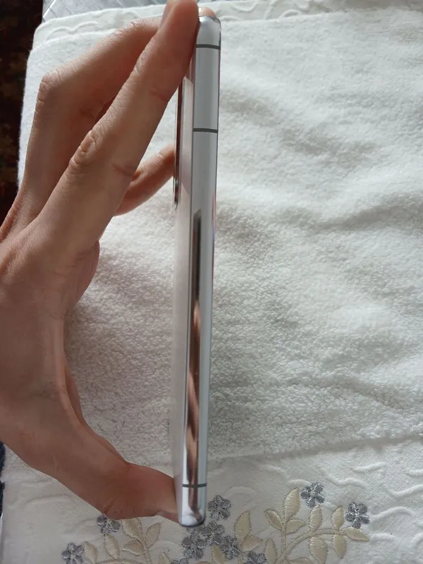Samsung Galaxy S22 plus 128 Gb 5G — фото 3