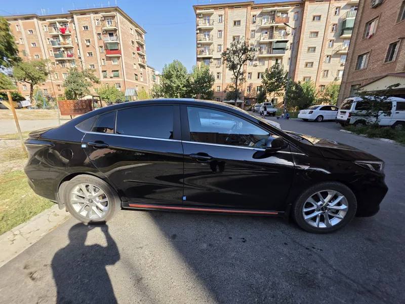 Chery Ariozo 6 pro срочно продается 2 Chery Ariozo 6 pro срочно продается 2