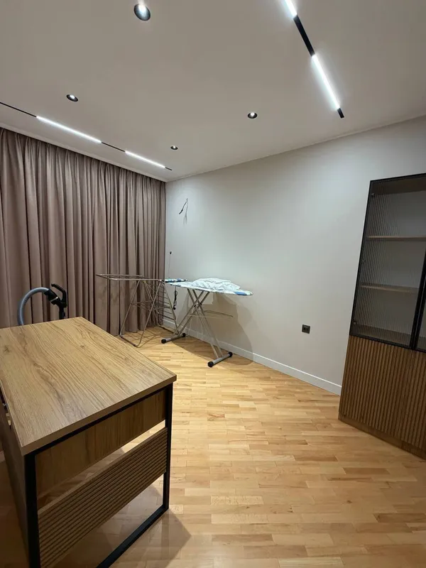 3-комнатная квартира, 100 м², Мирабад 2