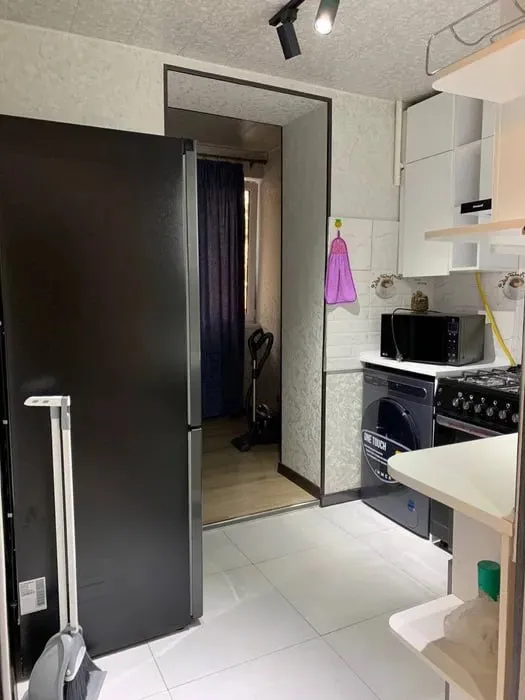 2-комнатная квартира, 53 м², 1/4 этаж (вторичка) 4
