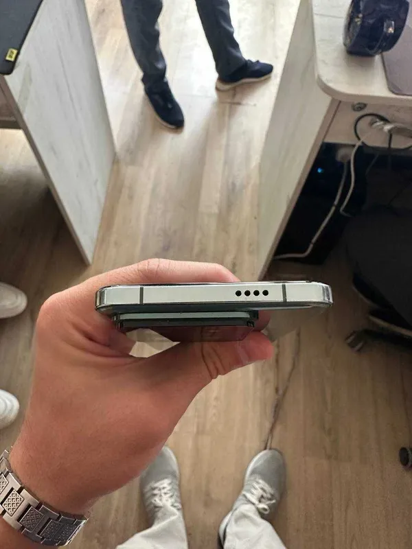 Xiaomi 14 Pro 12/256 6 Xiaomi 14 Pro 12/256 6