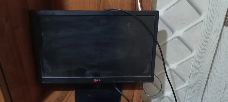 Stolni Kompyuter Windovsi esimda yoq aybi yoq....
