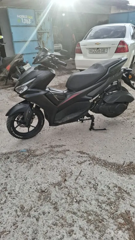 Скутер Yamaha 180³ 1 Скутер Yamaha 180³ 1
