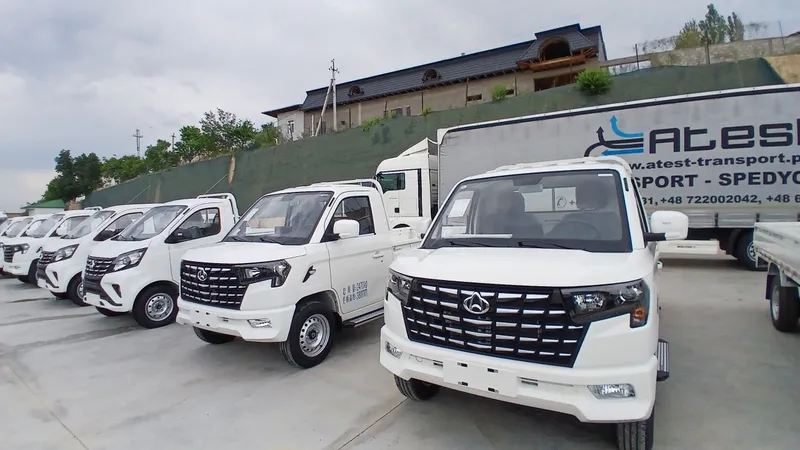 Changan 2026 yil xamma turidan bor 6 Changan 2026 yil xamma turidan bor 6
