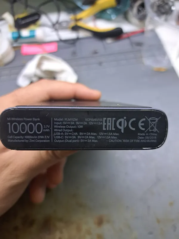 Продаётся оригинальный Power bank 2 Продаётся оригинальный Power bank 2