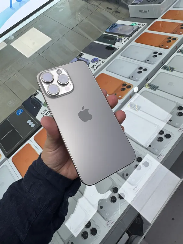 iPhone 15 Pro Max 1 iPhone 15 Pro Max 1