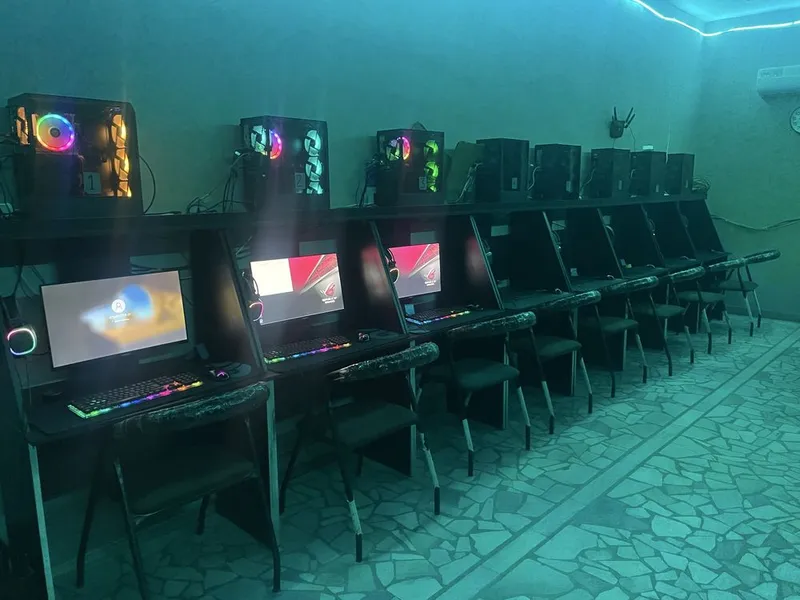 Kompyuter o’yinlari, Game club, Compyuter xona Kompyuter o’yinlari, Game club, Compyuter xona
