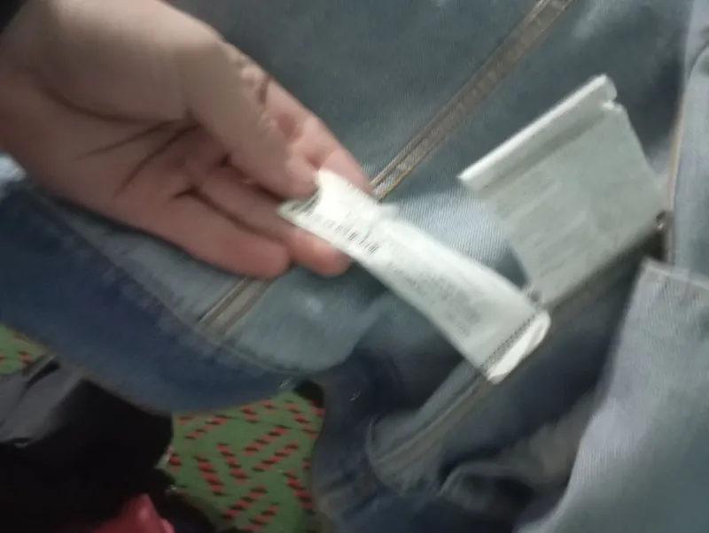 SHOSHILINCH SOTAMAN Nirvana bilan jiletka retro grunge 5 SHOSHILINCH SOTAMAN Nirvana bilan jiletka retro grunge 5