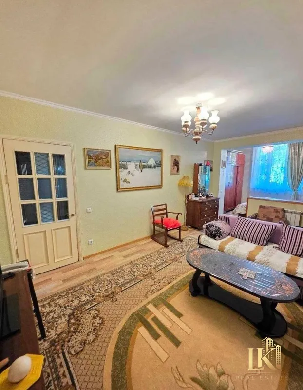 2 xonali kvartira sotiladi, 44 m², Yunusobod tumani 2