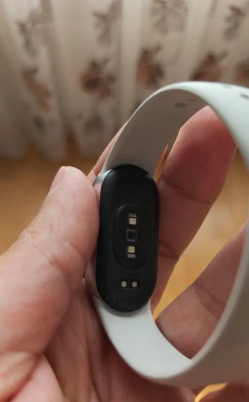 Xiaomi Mi Band 10 — Идеальное состояние! — фото 1