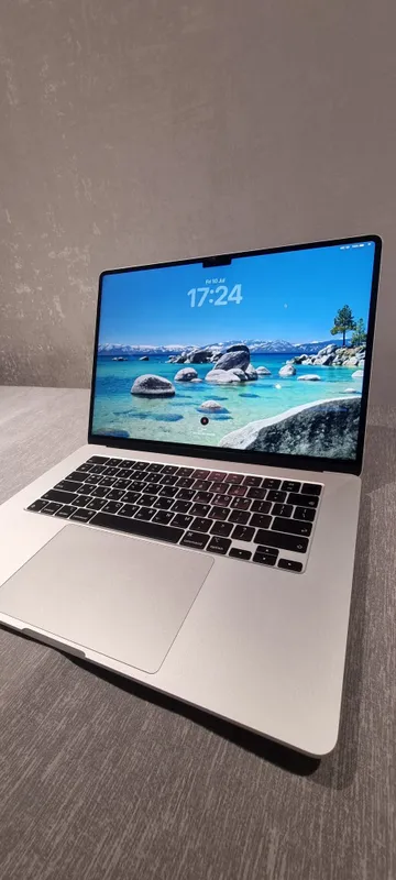 MacBook Air, ekran 15.3 Retina UHD, operativka 16GB, xotira 500GB SSD 2