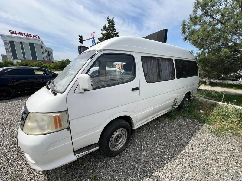 Foton BJ6536B1DWA 2 Foton BJ6536B1DWA 2