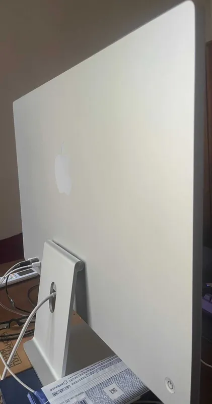 iMac 24" M1 / 16 GB RAM / 256 GB SSD + 1 TB HDD / Retina 4.5k 2