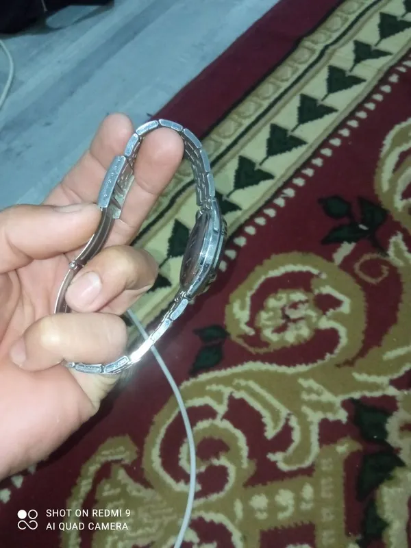 Original saat satiladi