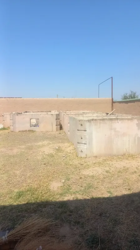 Betonkala sotiladi narxini kelishamiz 5 ta bor 1 tasi yarim 1 Betonkala sotiladi narxini kelishamiz 5 ta bor 1 tasi yarim 1