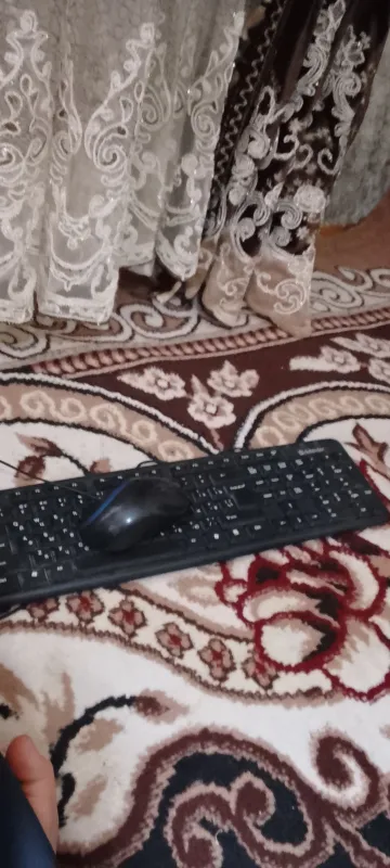 Sotiladi   RTX512mb narxi keliwiladi 5