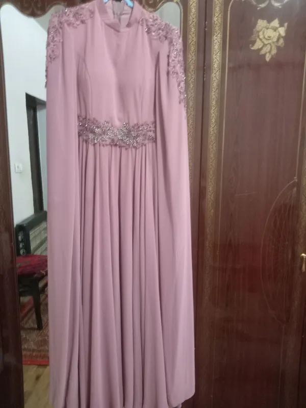 zamonaviy oqshom libosi