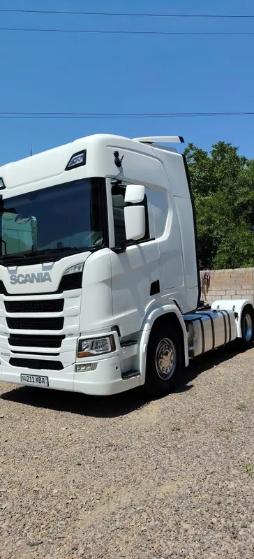 Fura 2019 yili R450 SCANIA 4 Fura 2019 yili R450 SCANIA 4
