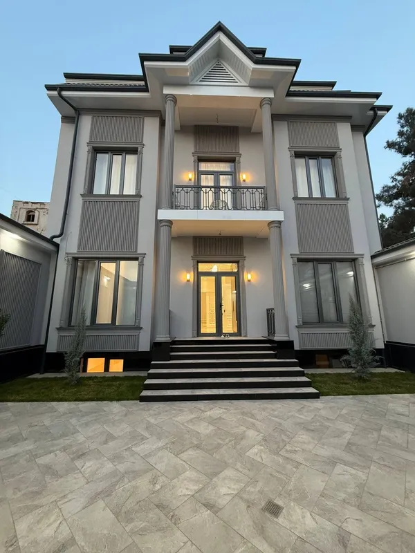 Дом продается Евро на Академ Городок 4