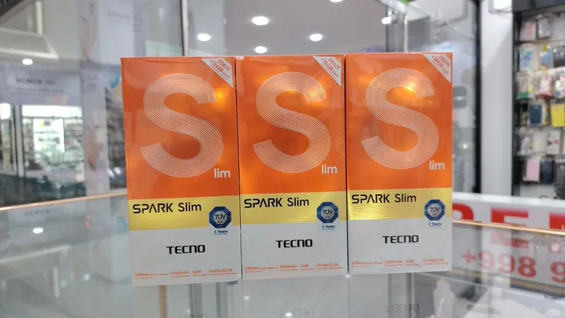 Tecno Spark Slim 8/256 GB