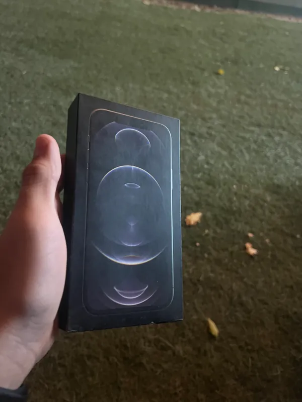 iPhone 12 Pro LLA 4 iPhone 12 Pro LLA 4