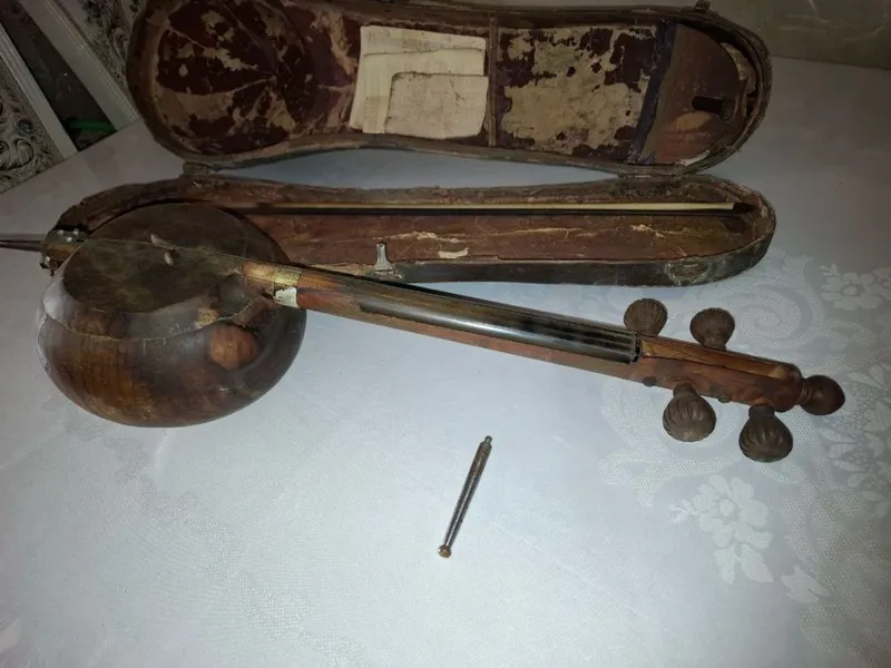 Сотилади! Гижжак антиквар 2