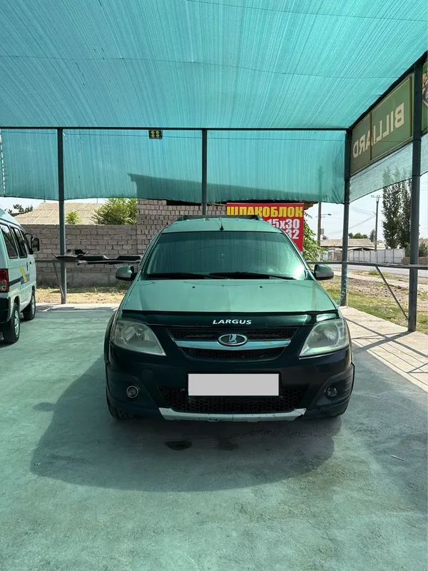 Lada Largus Yil 2014 3