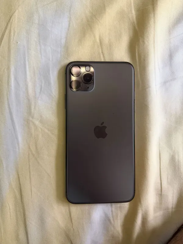 iPhone 11 Pro Max 256 GB 1 iPhone 11 Pro Max 256 GB 1