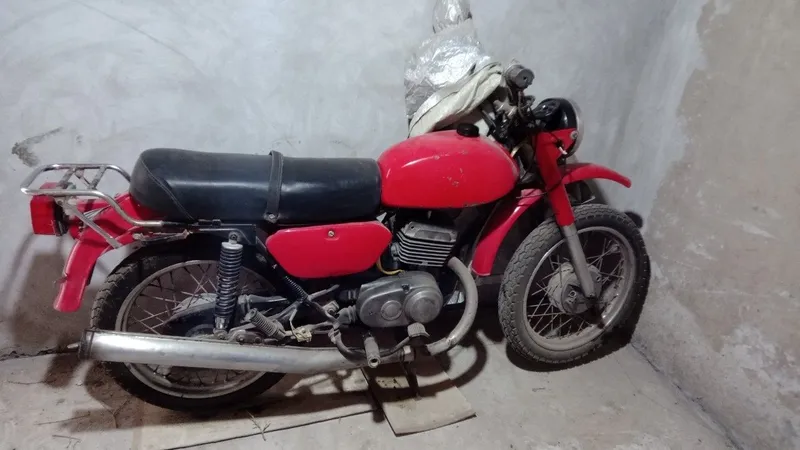 mototsikl sotiladi
