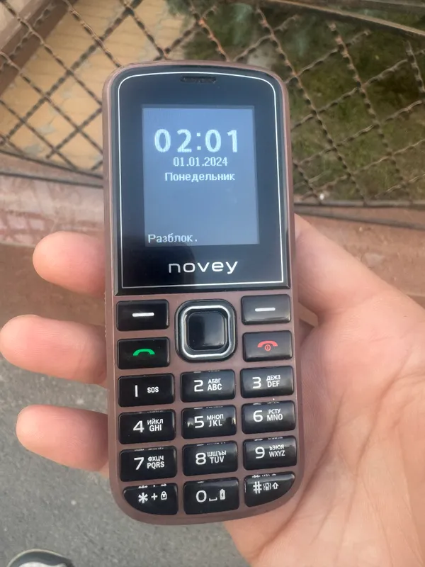Телефон NOVEY идеальный 4 Телефон NOVEY идеальный 4