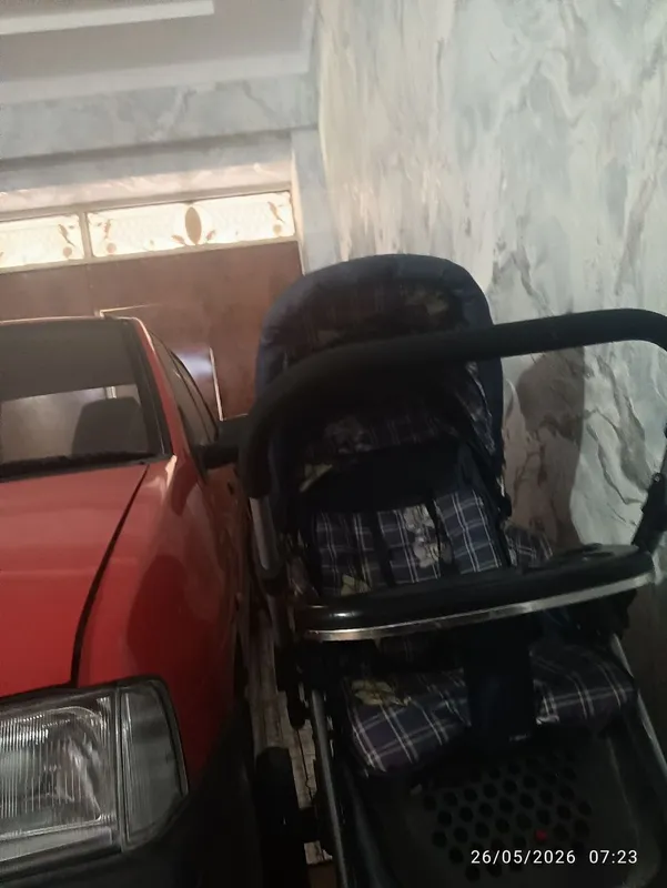 Коляска сотилади.