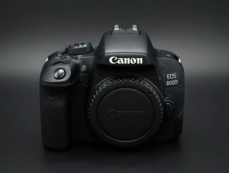 Canon EOS 800D. В идеальном состоянии. 1