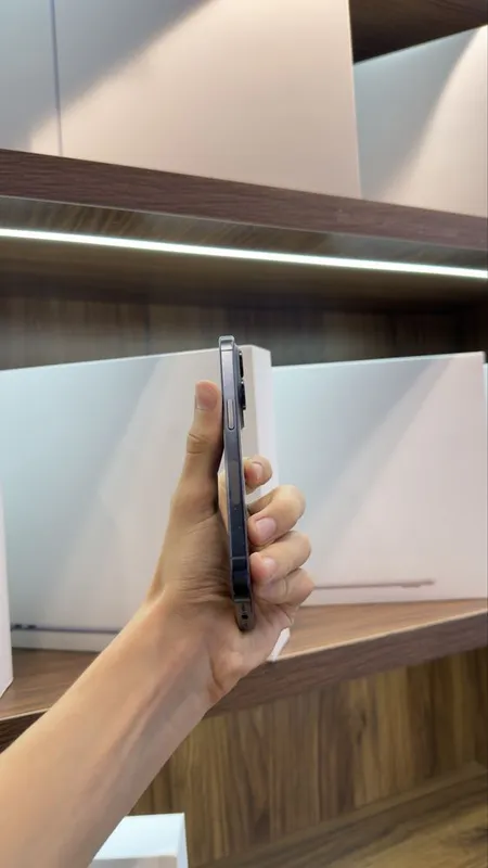 iphone 15 pro naxtka 4