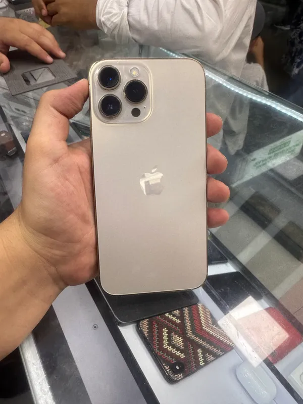 Ipxone 13 pro max 1