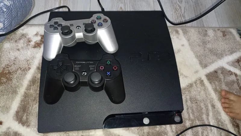 Продаю консоль Ps3 1 Продаю консоль Ps3 1